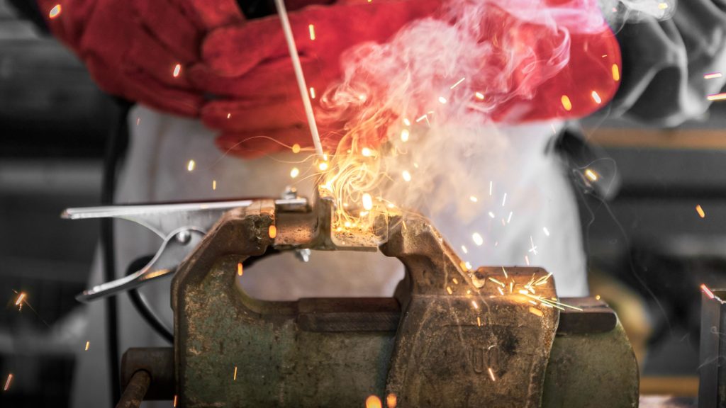 Proceso de soldadura TIG/MIG en Talleres Mon S.L. para proyecto industrial